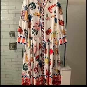 Maxi dress with colorful print